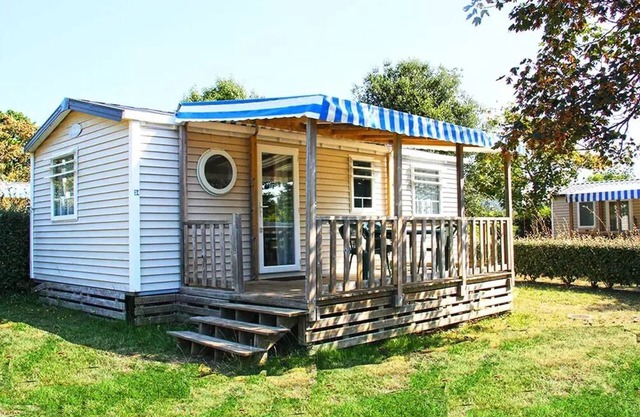 Camping Vendée-Océan * - Azureva - 2 room chalet PMR 4 people