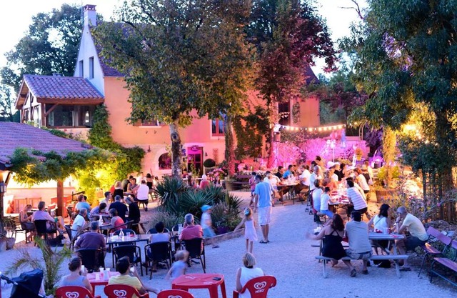 Campsite Domaine de la Faurie* - COMFORT mobile home - 1 bedroom for 2 people