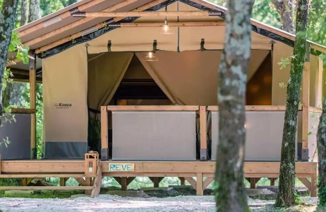 Campsite Flower les Tomasses* - Lodge Kenya 3 Rooms 4/5 People