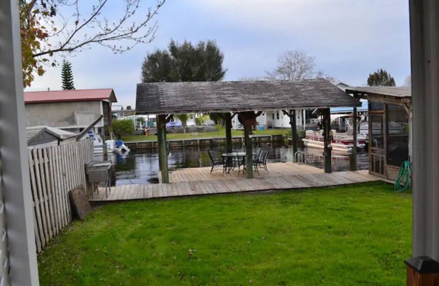 Canal access to the St. Johns River. Private boat dock. Parking for trailer