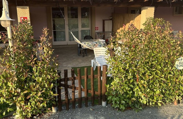 Cantine, one-bedroom terraced house