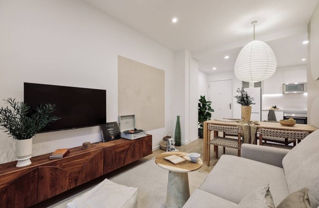 Cantone - 2 bedrooms, balcony and terrace in Ciutat Vella