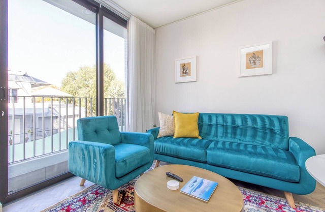 Canvas of Comfort Beneath Rosebank Skies