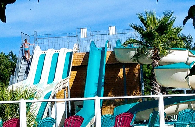 CAPE TO PARADISE IN A 4* MOBILE-HOME on the edge of a forest CLIM/LL/WIFI