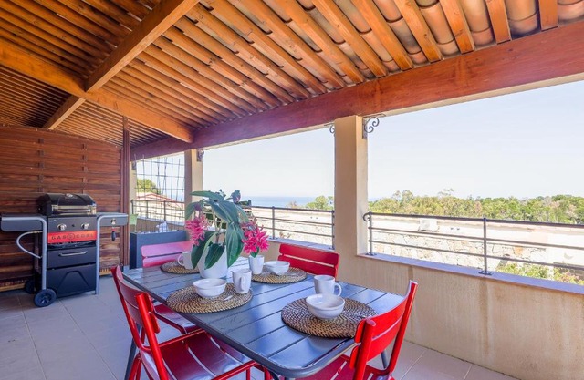 Capra Scorsa - Appt vue mer et piscine partagée