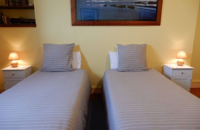 CAPRICES ENSOLEILLES Room in Mersoise villa, panoramic view, 300 m from the beach