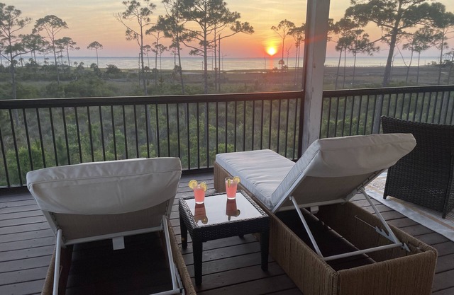 Captivating Bay Front home with stunning sunsetsnNew dock/kayak launch in 2025!
