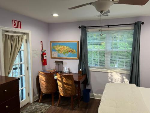 Carib Comfort B and B