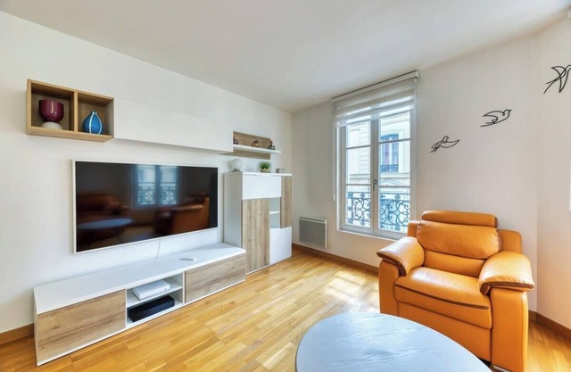 Carlos * logement au pied du Gros Horloge !*