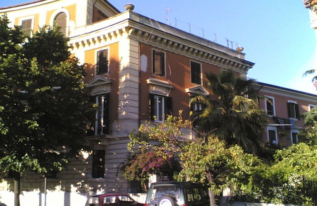 Carmina's penthouse, with elevator, centrally located and close to the sea