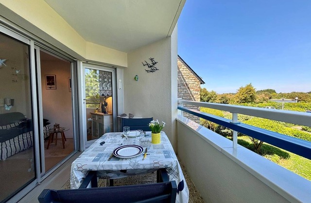 CARNAC Apartment 2 rooms - 2 people - 500m Beach