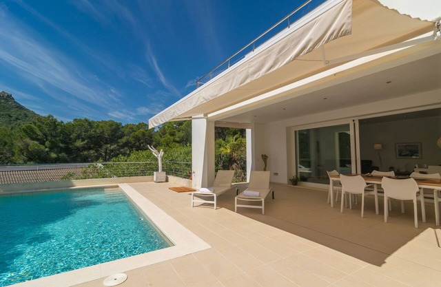 CARRITX 4 - Stunning villa very close to the sea, with private pool and free WiFi.