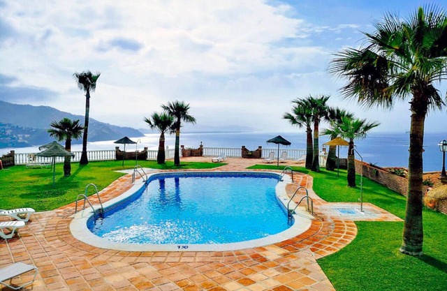 Casa Acogedora & Vistas Espectaculares/terraza & Piscina & Garaje & Wifi