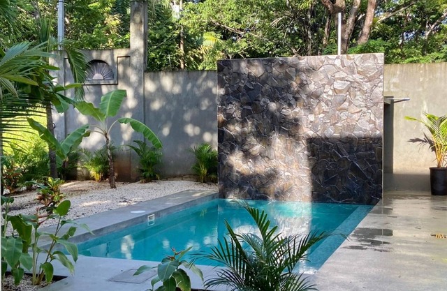 Casa Alice Surf Lodge