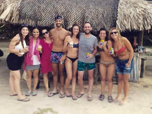 Casa Aventureros Isla Grande Colombia