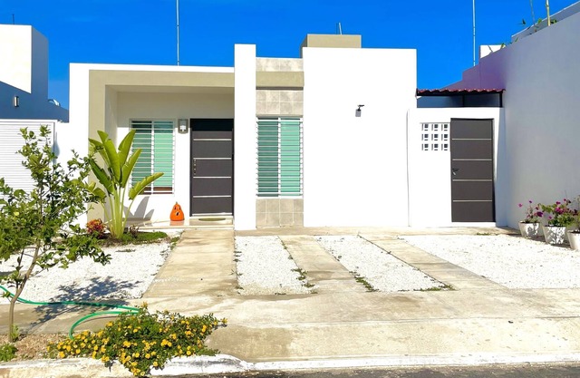 Casa Begonias, Refréscate en la Alberca, Para 4- 6 Personas, Mérida Yucatán
