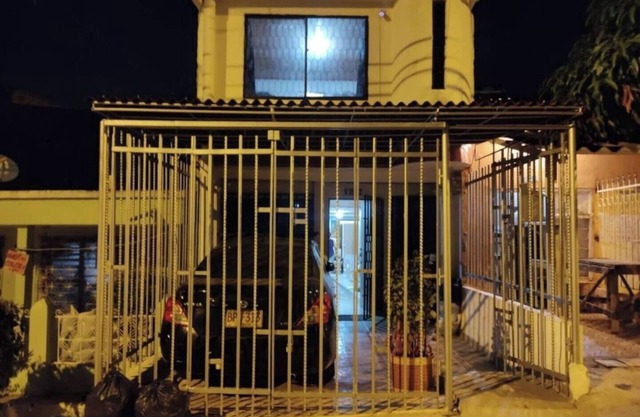 Casa Bruxelles two storiesnn