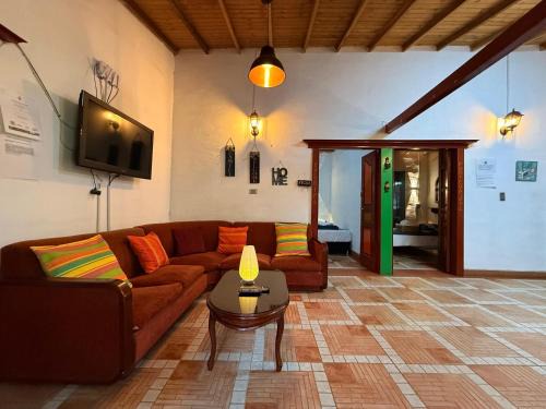 Casa & cabaña campestre equipadas, 13 personas, familias