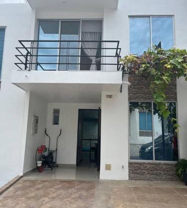 Casa con piscina interna para tus vacaciones