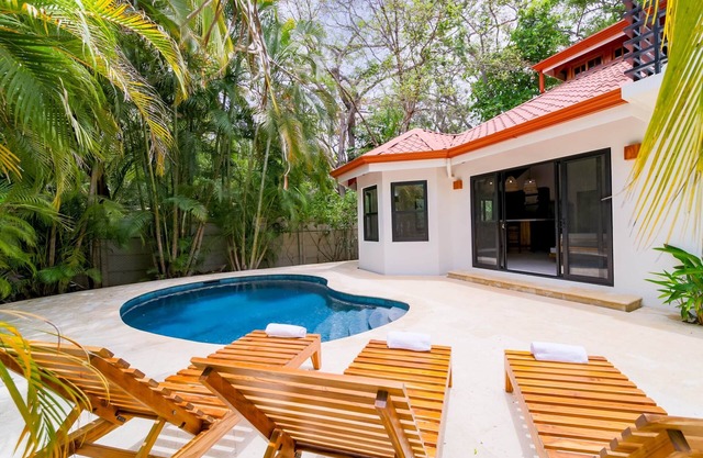 CASA COSTA | SPACIOUS 4-BED BY MAIN BEACH ENTRANCE