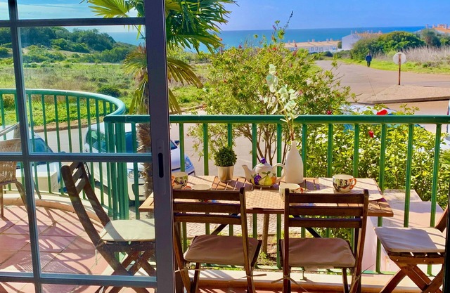 Casa Da luz 5, seafront & central praia Da luz