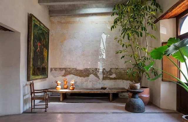 CASA DE ELLA