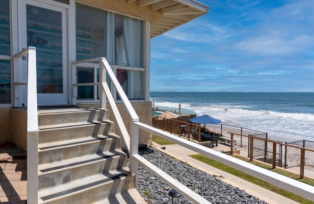 Casa De Los Sueños - Located on the Beach