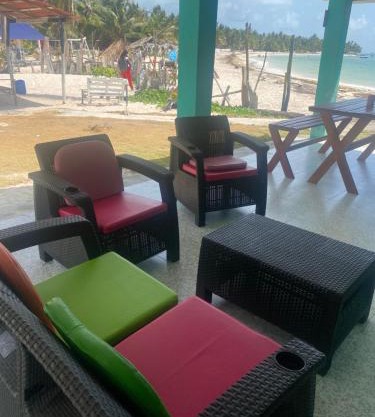 CASA DE PLAYA ROCKY CAY BAY