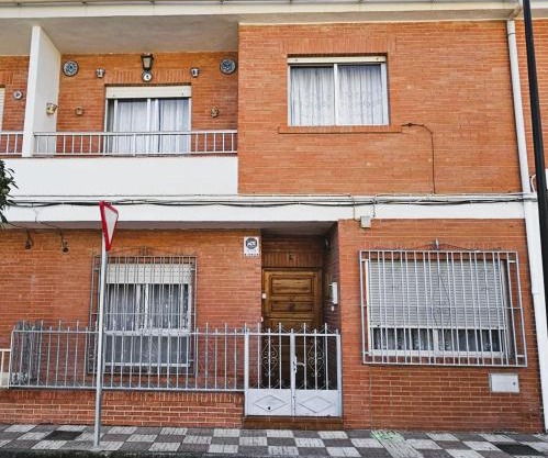 Casa de Pueblo con Encanto