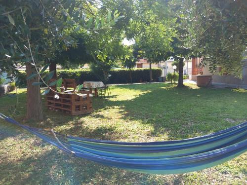 Casa di Adele con giardino privato a 150 mt dal mare