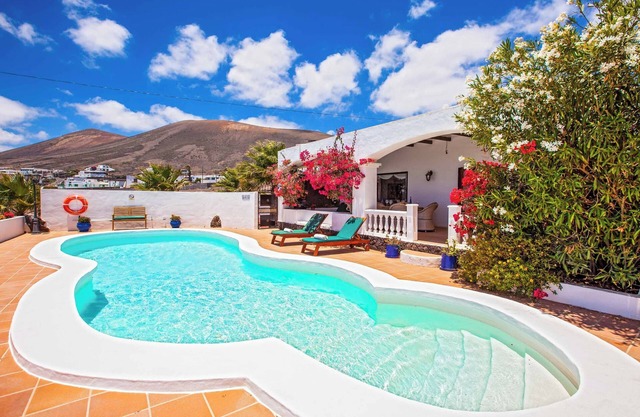 Casa Dune - Four Bedroom Villa, Sleeps 6