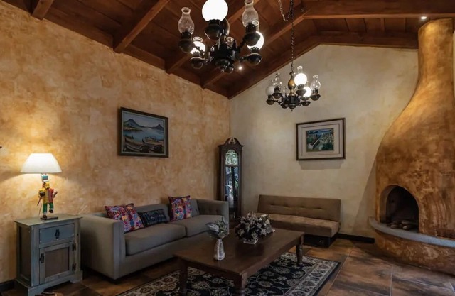 Casa Duranta - Three Bedroom House, Sleeps 10
