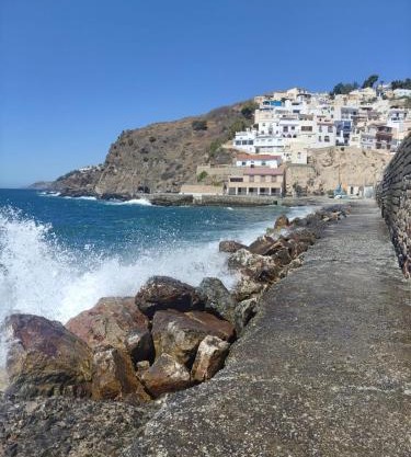 Casa en Salobreña, La Caleta, a 200m de la playa con garaje privado