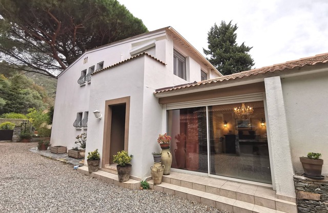 Casa Galli- Beautiful villa in the heart of town with swimming pool