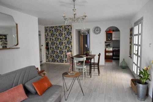 Casa Iride, appartamento con grazioso giardino