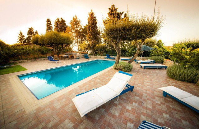 Casa Lampedusa, for 2 people, with sea view, shared pool and access to the beach