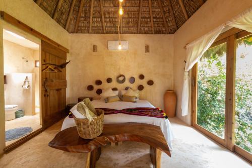 Casa Mariposa Beach Hotel