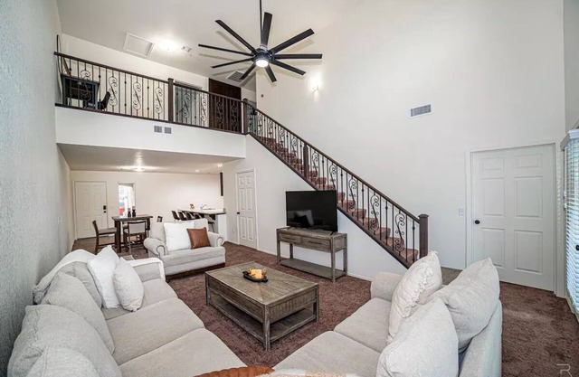 Casa Martinez- 5 Bed fully equipped home in Yumann