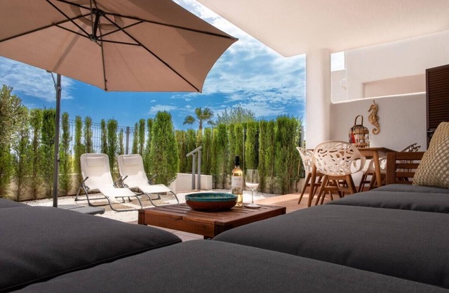 Casa Mira - Two Bedroom Apartment, Sleeps 6