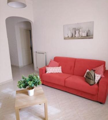 Casa Noemi, a pochi passi dalle spiagge e dal centro di Arma di Taggia.