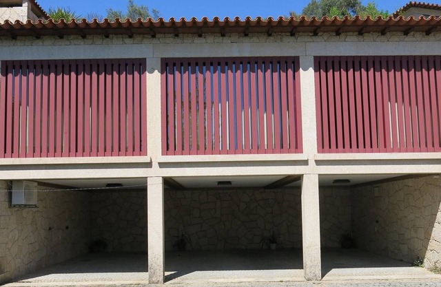 Casa para férias totalmente equipada com garagem e jardim privativo