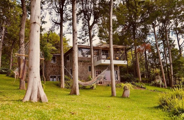 Casa Paz - Two Bedroom House, Sleeps 6
