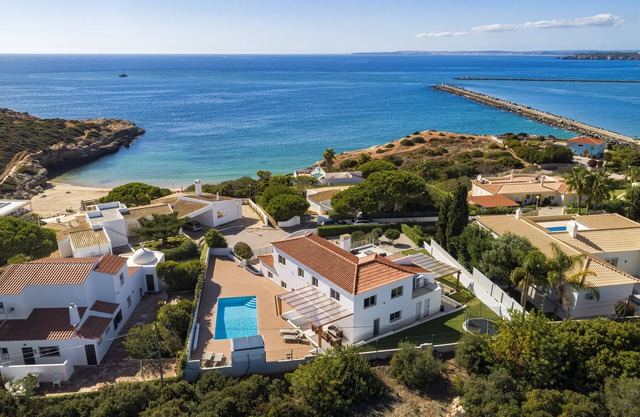 CASA PINTADINHO with sea view