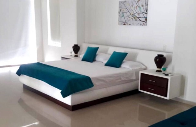 Casa Quinta en condominio Campestre el Peñon Girardot