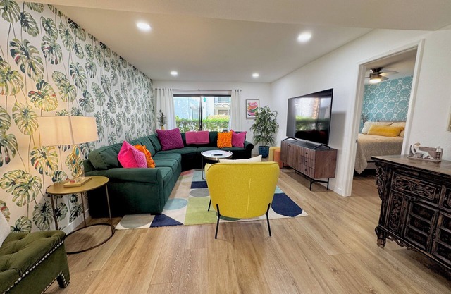 Casa Ramon - Stylish 2 Bed 2 Bath, Patio, Resort Amenities