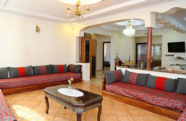 Casa Silya