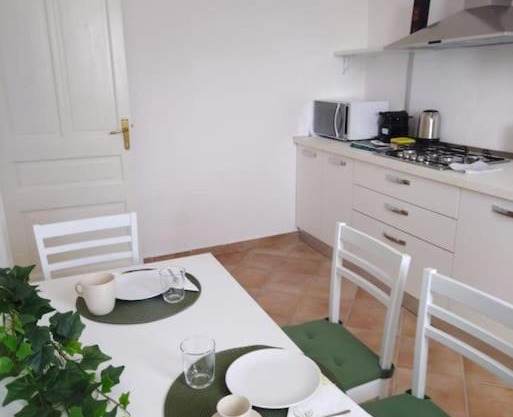 Casa Sveva, a pochi passi dalle spiagge e dal centro di Arma di Taggia.