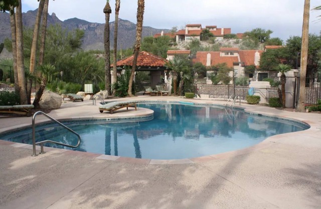 Casa Tierra Catalinas 69 -nSpacious Condo w/Fast Wifi, view of Catalina Mts