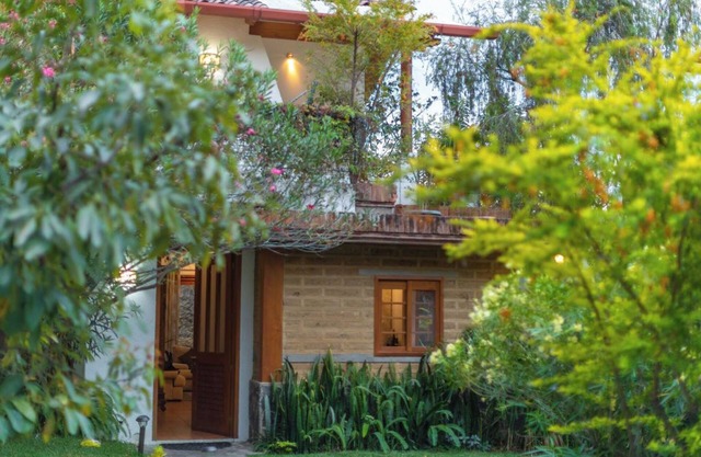 Casa Tropical Atitlán - 3 Bedroom House in garden oasis