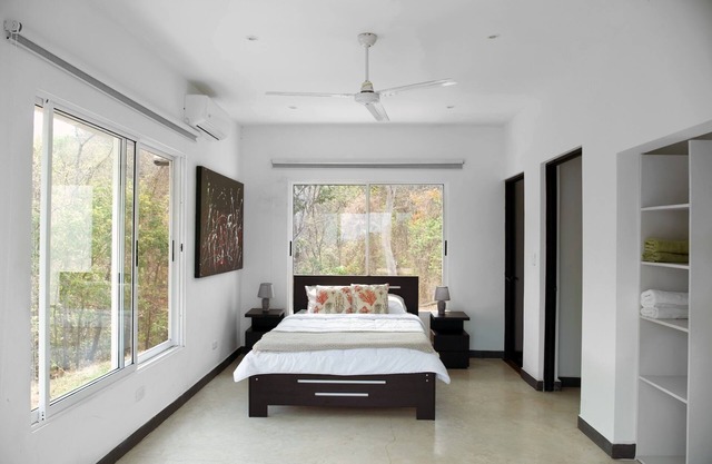 Casa Verde-Secluded Paradise w Sunset Views